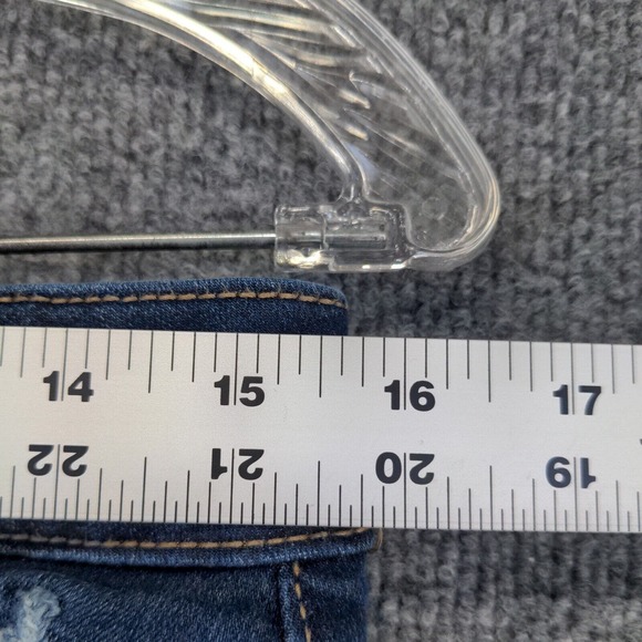 Time & Tru Women's Mid Rise Jean Shorts Blue Size 6 Distressed Cotton Blend - Picture 11 of 14